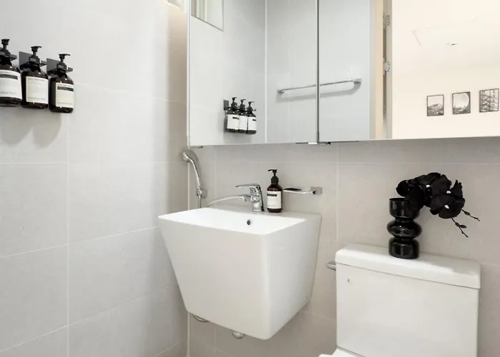 Dongdaemun Family Spacious 3br With 2 Bathrooms * Seul
