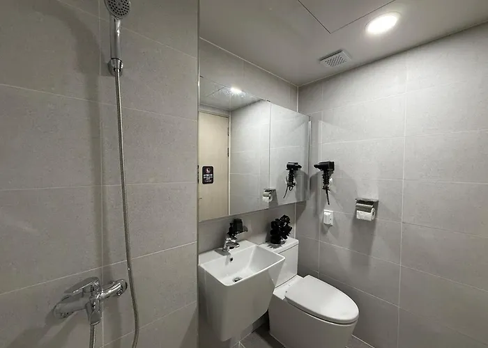 Dongdaemun Family Spacious 3br With 2 Bathrooms
